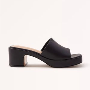 Abercrombie retro platform mule size 8.5 - 9